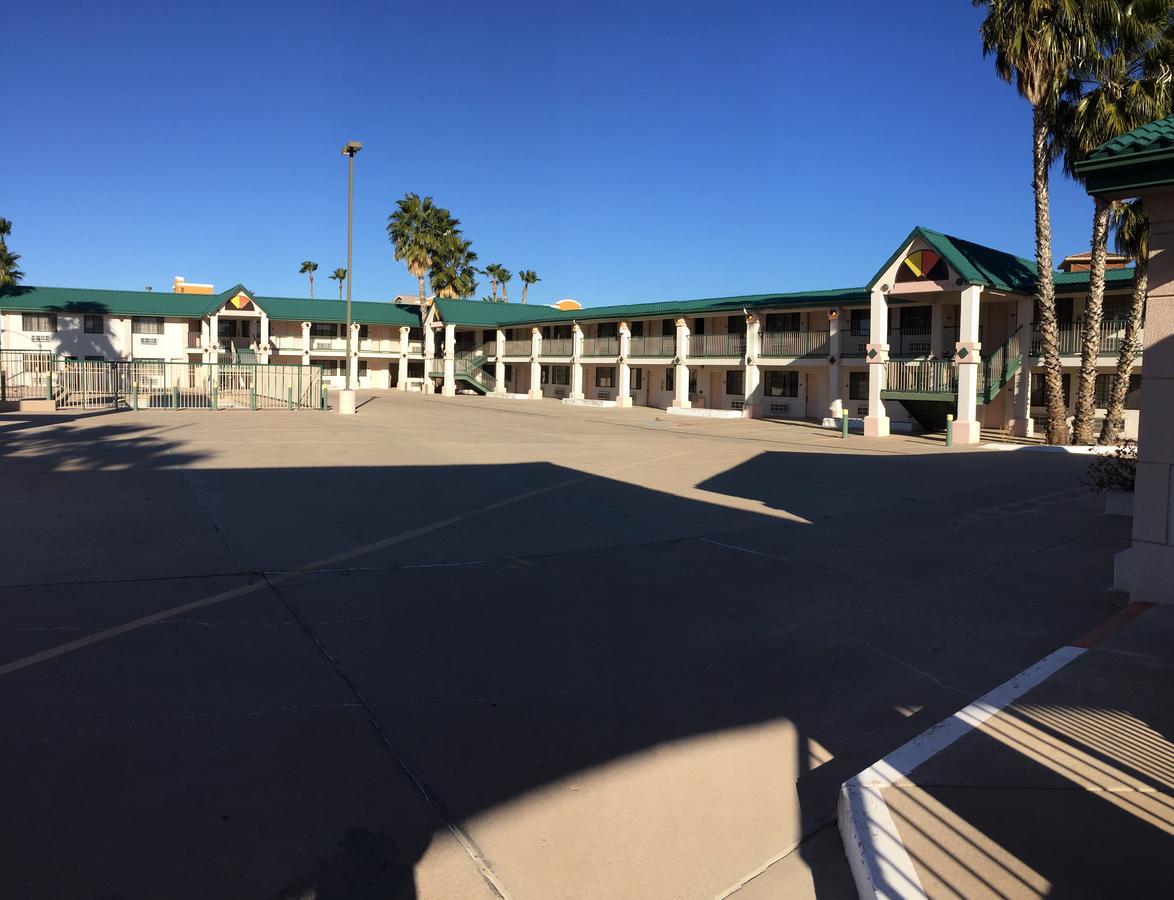 Safford Inn & Suites מראה חיצוני תמונה